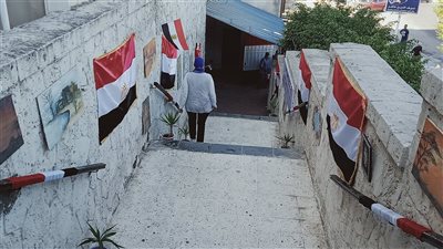 الأعلام تزين مدارس الإسكندرية بأول أيام العام الدراسي الجديد