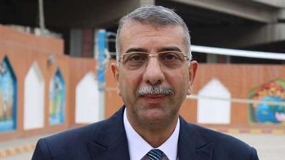 تعليم الجيزة: توزيع الكتب الدراسية على الطلاب 