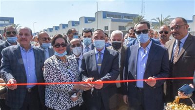 محافظ الإسكندرية يفتتح أول مدرسة ثانوية فنية لمياه الشرب والصرف الصحى