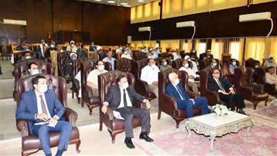 الأنصاري لمزارعي الفيوم: الري الحديث يزيد الإنتاجية ٤٠٪