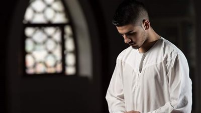 6 أسباب تعينك على أداء صلاة الفجر في جماعة 