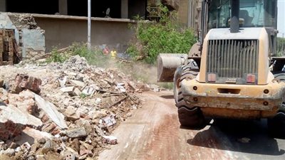 إزالة 110 أبنية مخالفة وتعديات على ٣ آلاف متر من أراضي الدولة بالجيزة 