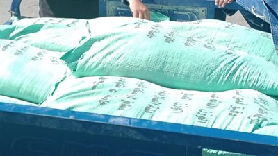 ضبط نصف طن دقيق مدعم قبل تهريبه بالسوق السوداء في العجمي