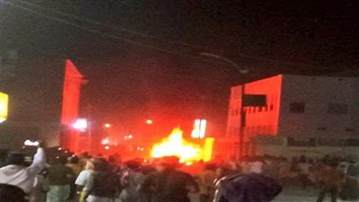 مصرع 3 أشخاص في انفجار مركبة مليئة بالذخيرة باليمن