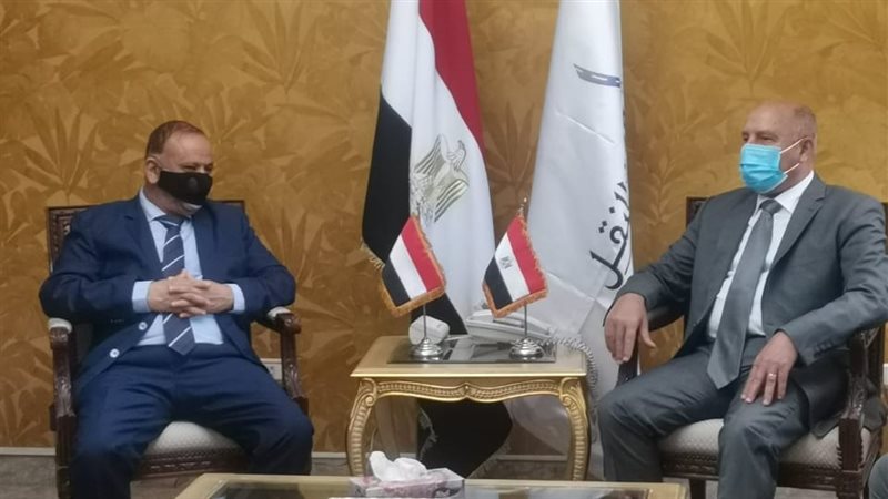 وزير النقل المصري