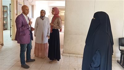 وكيل وزارة الصحة بالشرقية يتفقد العيادات المسائية بوحدة بني صريد 