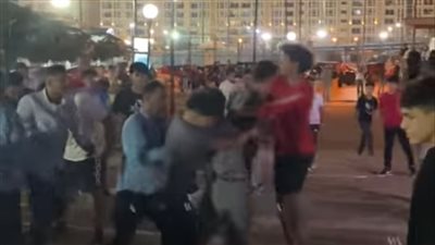 معركة بالكراسي والأسلحة البيضاء بنادي سموحة (صور)