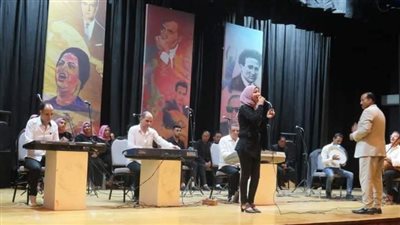 ثقافة البحيرة تواصل حفلاتها بمناسبة العيد القومى للمحافظة (صور)