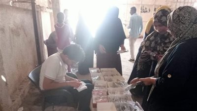 تقديم خدمات طبية لـ 450 مواطنا خلال قوافل سكانية شاملة بالبحيرة (صور)