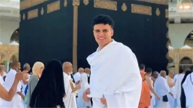 الفنان أحمد عصام،