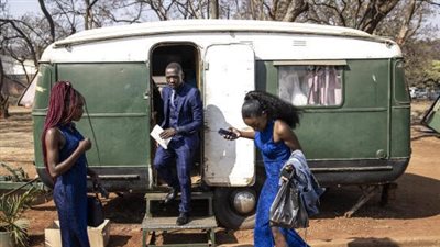 عادة غريبة أثناء حفلات الزفاف في زيمبابوي