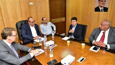 وفد رويال برومبتون الإنجليزية يختتم زيارته لمستشفى أمراض وجراحات القلب والصدر والأوعية الدموية