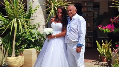 فوتو سيشن لعروسين من الأرجنتين بمعابد الكرنك (صور) 