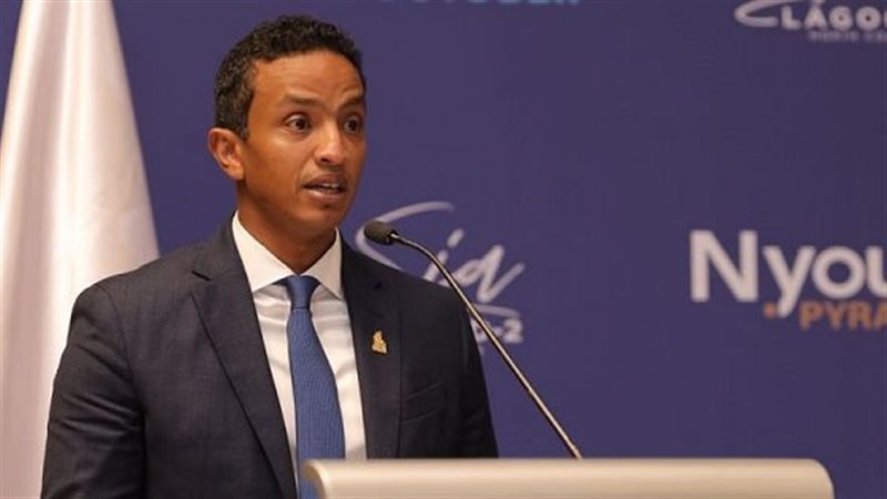 أيمن خليفة، فيتو