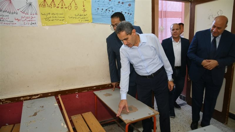 محافظ الغربية يتفقد
