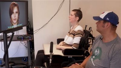 بدء التجارب السريرية لزرع شريحة الدماغ.. إيلون ماسك يطلب متطوعين في سن 22.. التجربة تستمر 7 سنوات.. والنشطاء يعلنون مخاوفهم