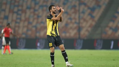 أخبار الرياضة اليوم.. الزمالك يواصل التعثر في الدوري.. واحتفال مثير من مدافع المقاولون يغضب جماهير الفارس الأبيض 