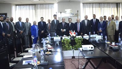 سياحة رجال الأعمال تبحث مع سفير اليابان جذب 100 ألف سائح سنويًا