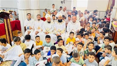 الأنبا جوارجيوس يرسم 100 شماس جديد للخدمة في إيبارشية مطاي