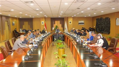 مجلس جامعة المنصورة يناقش خطة استعدادات العام الدراسي الجديد