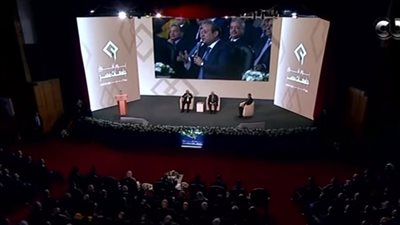 السيسي: الدولة أنفقت 180 مليار جنيه لتطوير منظومة التعليم العالي