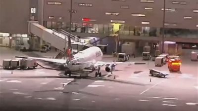 بسبب تعرضها لاضطرابات في الجو، إصابة 8 على متن طائرة متجهة إلى أمريكا