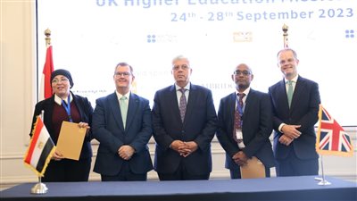 وزير التعليم العالى يشهد توقيع مذكرة تفاهم مع جامعة إسكس البريطانية