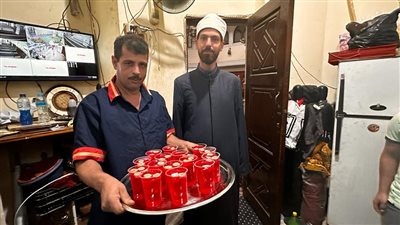 بمشروب الشربات بالموز، أهالي الإسكندرية يحتفلون بالمولد النبوي الشريف 