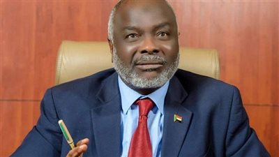 وزير المالية السوداني يكشف عن خطة جديدة للتحكم في العملات الأجنبية 