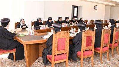 البابا تواضروس يتابع الخدمة في ايبارشيات القاهرة