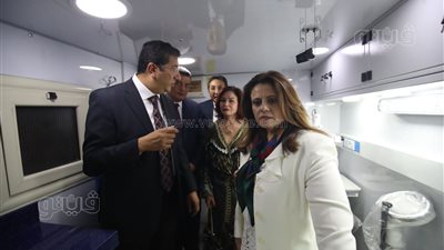 وزيرة الهجرة: المصريون بالخارج لهم دور في دعم الفئات الأولى بالرعاية (صور)