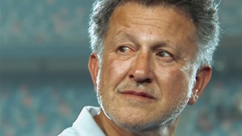 بكاء مدرب الزمالك