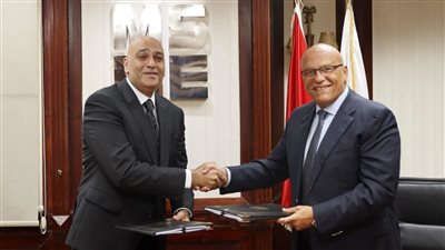 جهاز تنمية المشروعات يوقع عقود تمويلات جديدة بنظام التأجير التمويلي والتخصيم التجاري