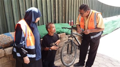 التدخل السريع بأسيوط ينقذ شخصين بلا مأوى وإيداعهما بدار الرعاية الاجتماعية للرجال