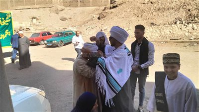 انطلاق مسيرة للطرق الصوفية أمام مسجد الجعفري احتفالا بالمولد النبوي (فيديو وصور) 