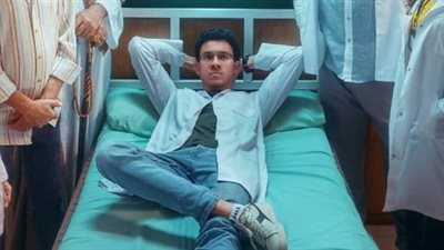 مهرجان المسرح العربي يكرم صناع مسلسلي 