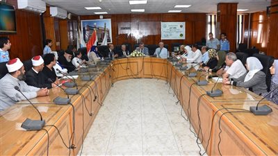  طب بنها يدشن حملة بالتعاون مع روتاري ومياه القليوبية للتوعية بالصحة الإنجابية (صور)