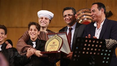 نقابة الصحفيين تكرم الشيخ محمود التهامي بعد احتفالية المولد النبوي (صور)