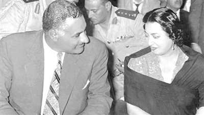 استشعرت الحرج، سر عدم إذاعة أم كلثوم أغنيتها في رثاء جمال عبد الناصر