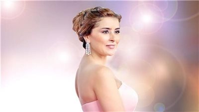 عائشة بن أحمد تبدأ تصوير حكاية 