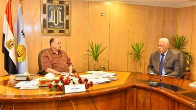 محافظ أسيوط: تنفيذ برامج تمكين للفئات الأكثر احتياجًا