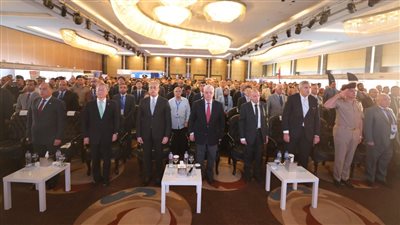 وزيرا التعليم العالي والعمل يشهدان حفل تخرج الدفعة الأولى من طلاب الجامعات التكنولوجية