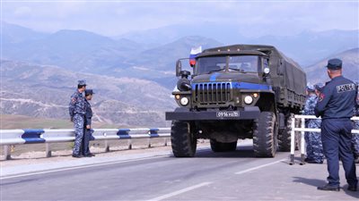 محادثات سلام بين أرمينيا وأذربيجان بعد قرن من العداء.. مساعٍ دولية لحل الصراع وألمانيا أول طريق السلام