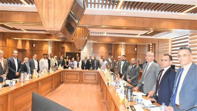 تنظيم المائدة المُستديرة السابعة بين جامعة مدينة السادات ورجال الأعمال