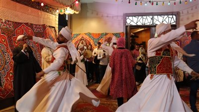 افتتاح احتفالية المولد النبوي على مسرح السامر بالنشيد الوطني (صور) 