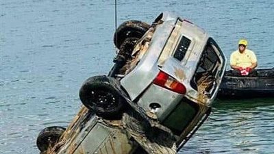 ليبيا تكشف تفاصيل استخراج الجثث من السيارات الغارقة بدرنة وحكايات فرق الغوص المصرية