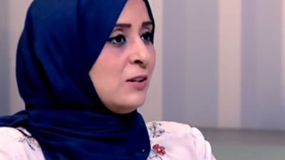 أستاذ علم نفس: الرجل الشرقي مزروع في عقله بأنه محور الكون ولا يرفض أو يستبدل