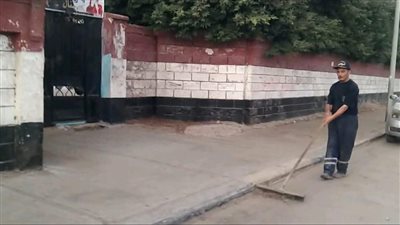 محافظ الإسكندرية يشدد على تكثيف حملات التطهير وإزالة الإشغالات في محيط المدارس