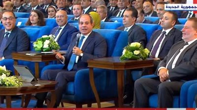 السيسي لـ كامل الوزير: المشروعات لازم تخلص في 2025 حتى لو أنا مش موجود معاكم 