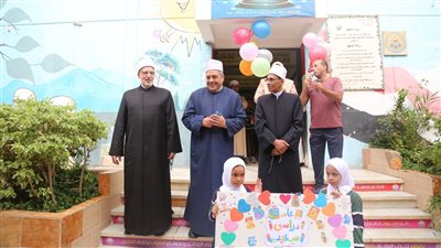 بحضور وكيل الأزهر، انتظام الطلاب في أول أيام الدراسة بالمعاهد الأزهرية (بث مباشر)